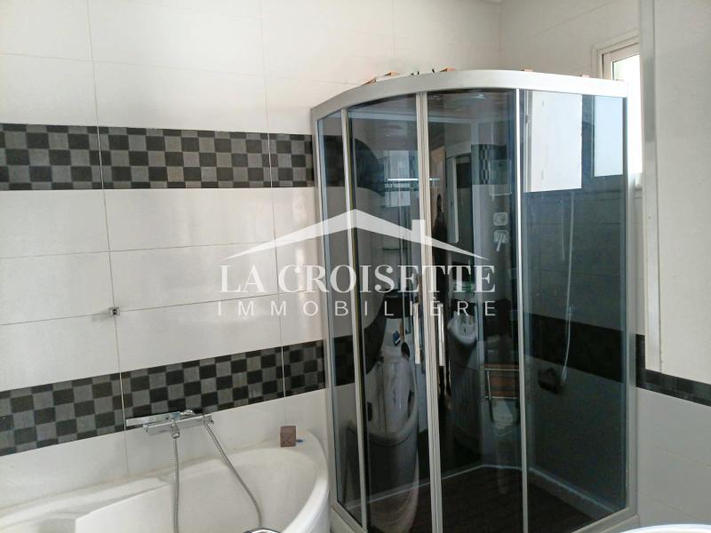 Rez-de-chaussée de villa S+3 à La Marsa